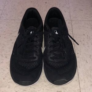 Nike Flex Run Sneakers
